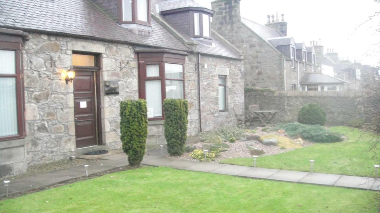 Beeches Guest House Dyce Buitenkant foto