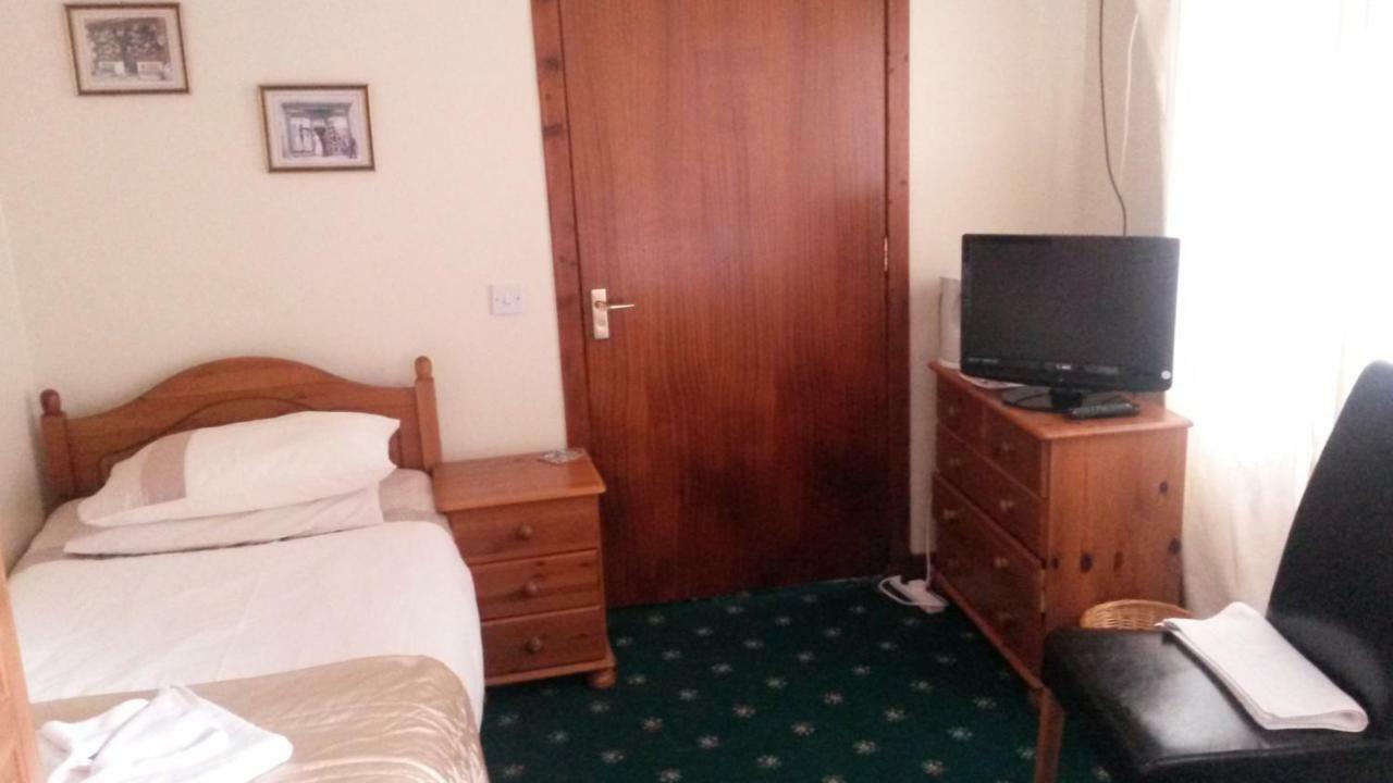 Beeches Guest House Dyce Buitenkant foto