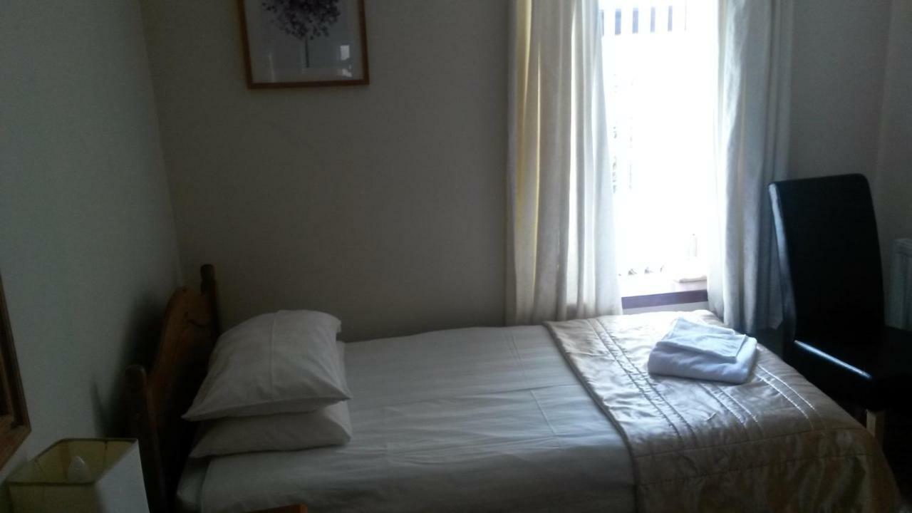 Beeches Guest House Dyce Buitenkant foto